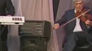 احمد آزاد فقید، ویولن ناصر نامجو، موی سفید جهانبخش پازوکی بیاد اکبر گلپا