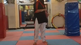 آموزش نانچیکو و دفاع شخصی بانوان نجمه لشکری در کرمان