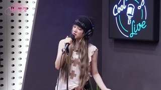 اجرای زنده آهنگ .M.O از یوکی