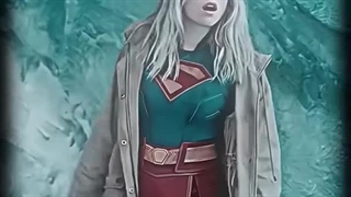 ببینم سوپرگرل جدید مسته؟!:خنده: