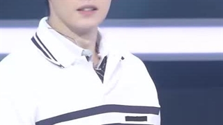 فنکم لی نو در اجرای Ceremony (تاریخ 2025,08,30)