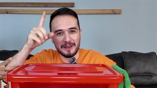 چالش لمس کن و حدس بزن کی میتونه بگه توش چیه؟(نیما تکیدو.نیواد)اولین نفر اپلود کردم