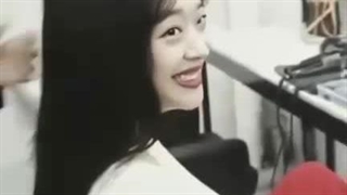 سولی 7سال که فرشته آسمونی شدی7سال شد که چشمای مهربونتو باز نکردی((: