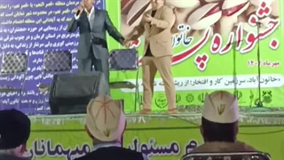جشنواره پسته با اجرای استند آپ کمدی حسین فاتحی 