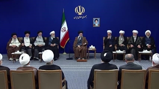 دیدار دست‌اندرکاران کنگره بین‌المللی میرزای نائینی با رهبر معظم انقلاب ۱۴۰۴/۷/۳۰