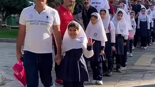 روز پدر دختری در دبستان(دوره دوم) روشنگران منطقه 3