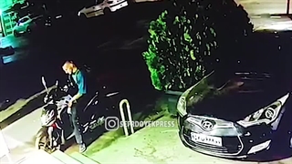 فیلم لحظه سرقت زورگیری گوشی و قتل سروش ستوده مربی بدنسازی در محدوده دربند و تصاویر قاتل تحت تعقیب