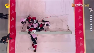 پارت 2 قسمت 20251025 برنامه چینی سلام شنبه ( بازیگرای سریال رودخانه خونین)  گونگ جون و پن شیائورن و ..