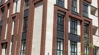 تجهیز درب‌های ساختمان + رضایت مشتری