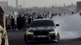 وقتی میگن : حلال زاده به داییش میره منظورشون اینکه هردو عاشق یه ماشین باشن BMW