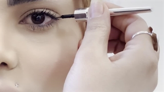 آموزش کشیدن خط چشم حرفه‌ ای | ترفند هایی برای چشم‌ های کشیده و جذاب | سالن دلسا