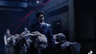 با پدراش بد حرف زد!