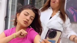 وقتی من آرایشگاه میرم وذزژ