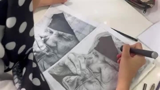 طراحی چهره پیرزن توسط هنرجو