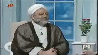 آیا هنگام تلاوت قرآن باید حجاب داشته باشم؟ حجت الاسلام فرحزاد