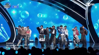 اجرای آهنگ So Blue از گروه باس BUS در M Countdown ام کانت دَون