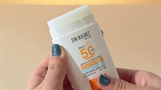 ضد آفتاب استیکی دکتر راشل روشن کننده حجم 20گرم  DR.RASHEL Bright Reveal Sunscreen Stick ++SPF50 PA