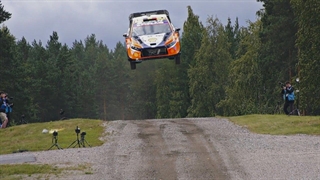 رالی WRC فنلاند | پرش‌های سریع و بلند