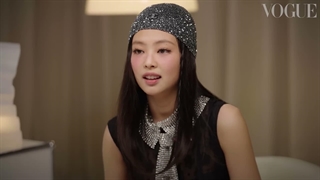 Inside BLACKPINK Singer JENNIE's Chanel Bag | Vogue
