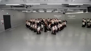 دنس پرکتیس ایتزی born to be