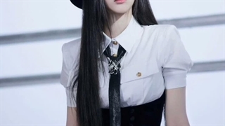 Photos published by Babymonster, for Like that (کپ لطفا)