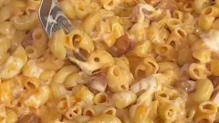 دلم میخواد درست کنم ولیی شوما درست کنین ببینین خوشمزه میشه یانه بعد من درست کنم:)))  (دارم بقیه رو قربانی میکنم یوهاهاها)