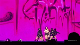 베이비몬스터(BABYMONSTER) - DRIP +BATTER UP +CLIK CLAK +LIKE THAT 콘서트  HELLO MONSTERS  Seoul(درخواستی)