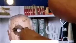 ایشون جز نخبگان شون هستن و کلی هم طرافدار دارن!!!.......