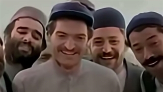 هنرنمائی محمود دولت‌آبادی در فیلم گاو مهرجویی با عزت‌اله انتظامی نصیریان مشایخی فنیزاده (عکس؛ دولت آبادی و علی‌اکبر شکارچی)