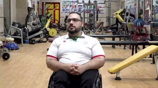خاطره روح الله رستمی قهرمان پارا آسیایی کشورمان از رهبر شهید انقلاب