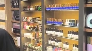 تبلیغات رایگان عموهای همکلاسی در آرایشی بهداشتی پوپر